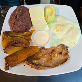 Desayuno Catracho